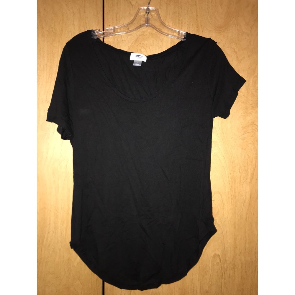 Old Navy t shirt